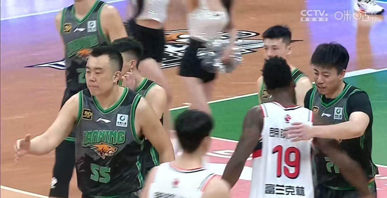 太阳客场大胜，季后赛形势渐入佳境的简单介绍